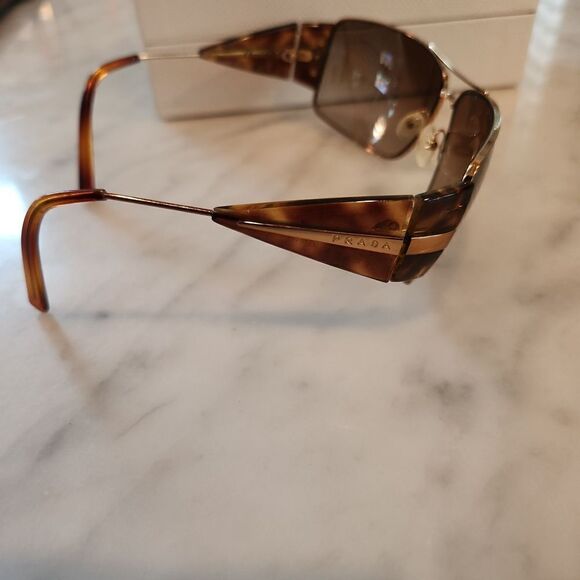 Prada tortoise with gold sunglasses - Picture 4 of 8